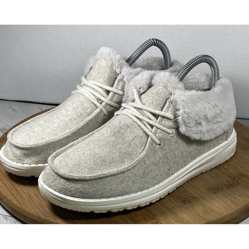 Hey Dude Shoes Womens Britt Size 6 Fur Lined Gray
